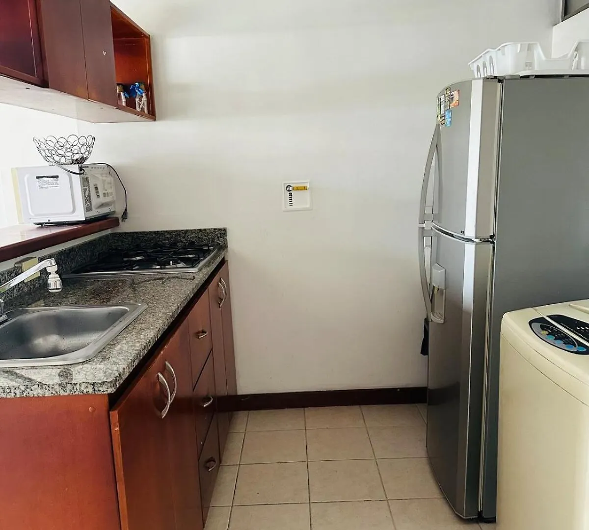 Apartamento 5 Minuto Parque Del Poblado Caminando Medellin