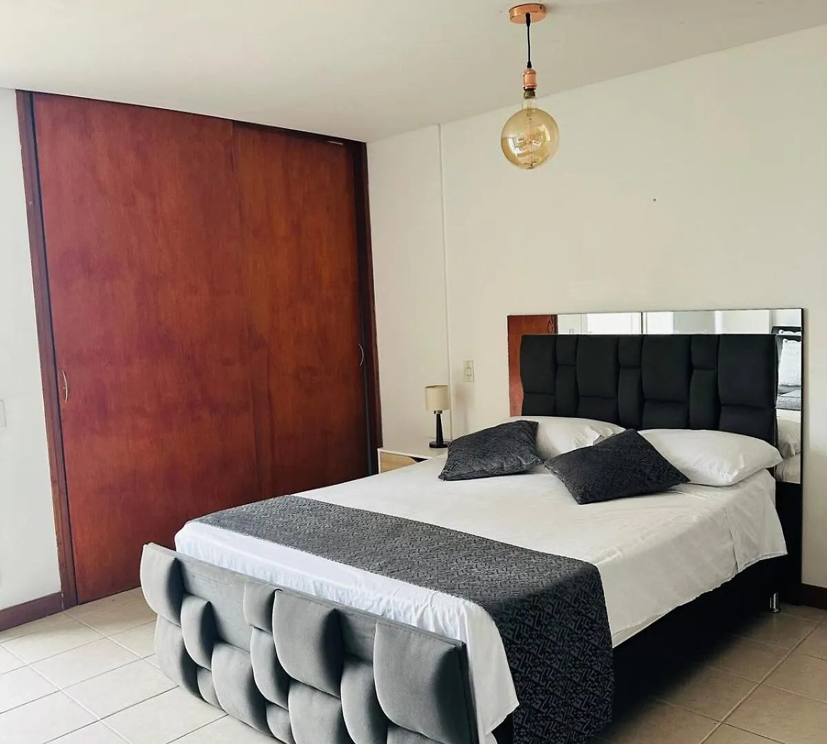 Apartamento 5 Minuto Parque Del Poblado Caminando 메딜린 아파트